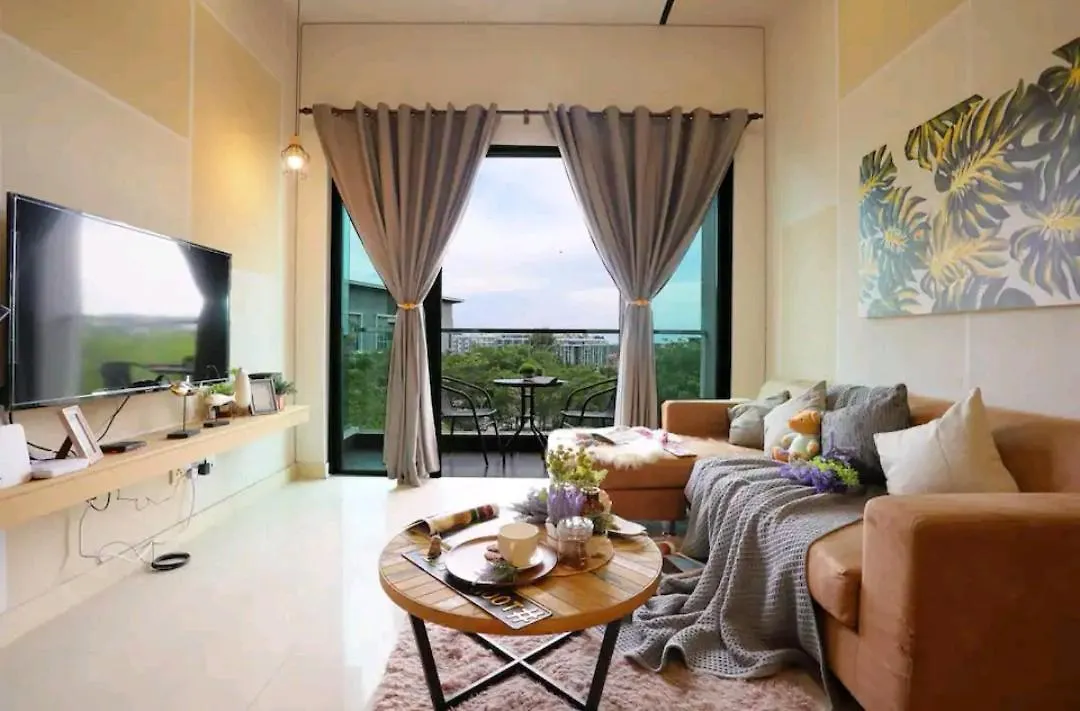 The Loft Residence At Imago Kk Times Square Кота-Кинабалу 0*,