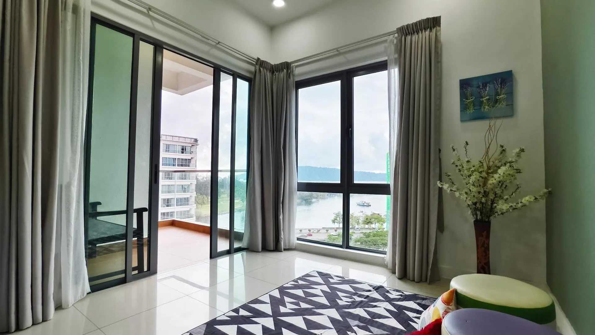 The Loft Residence At Imago Kk Times Square Kota Kinabalu 0*,  Malasia