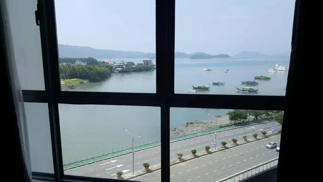 The Loft Residence At Imago Kk Times Square Kota Kinabalu 0*,  Malasia